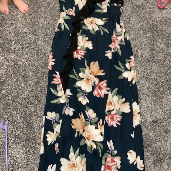 Beautiful dress for a fall wedding - Picture 2 of 3